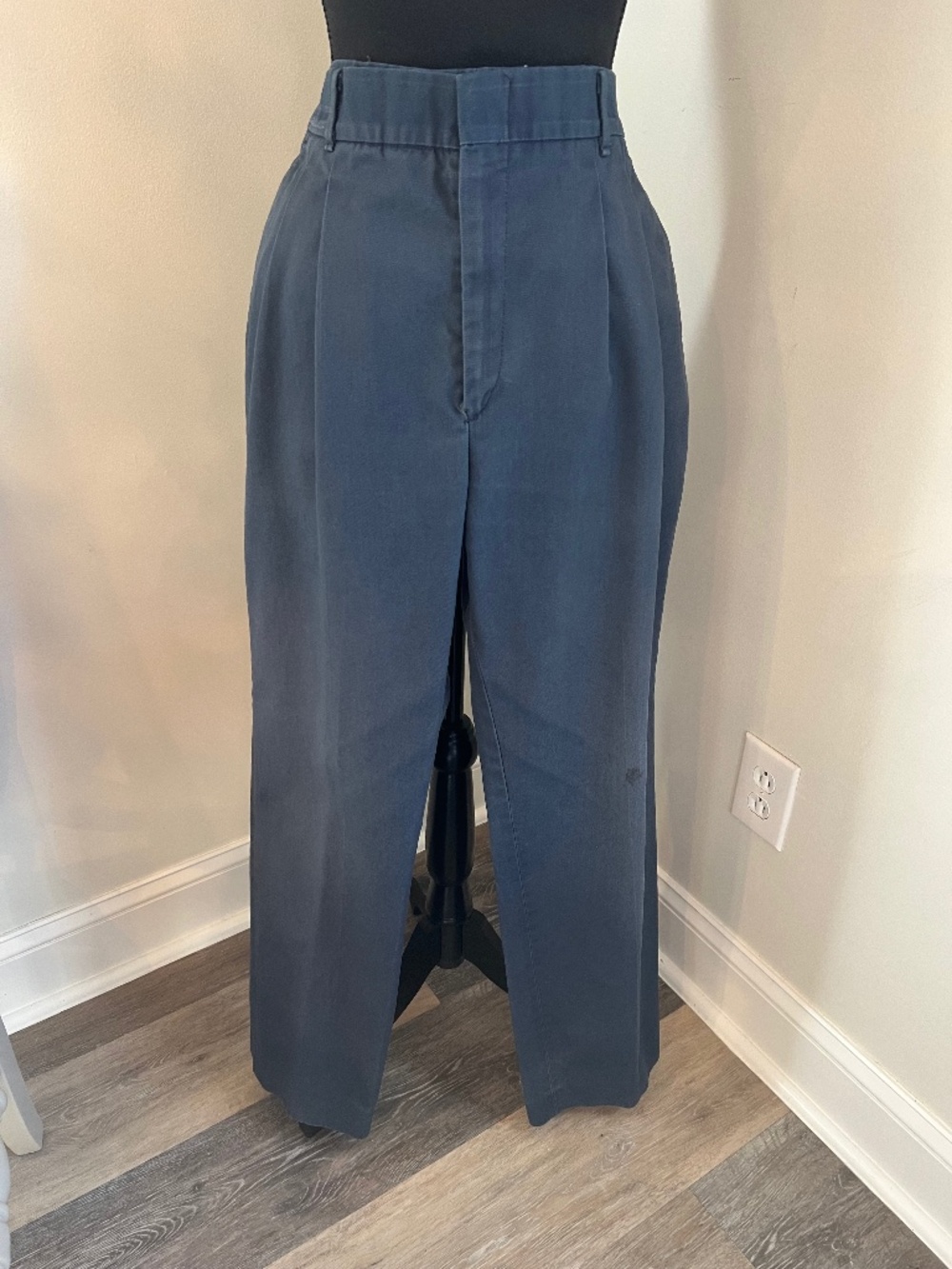 Men's Vintage Highland Workwear Faded Blue Pleated Pants by Red Kap